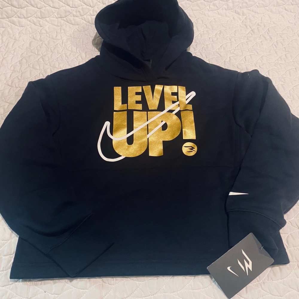 Girls Nike pullover hoodie